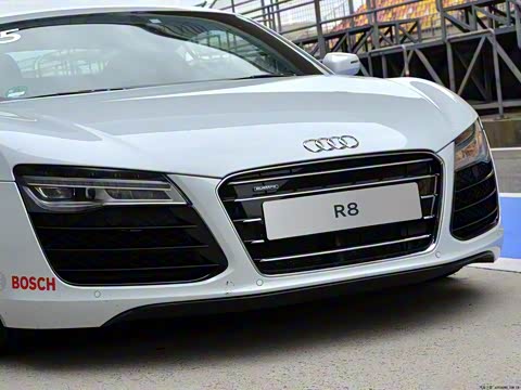 2014�� 5.2 FSI quattro