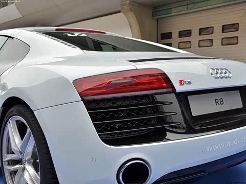 2014�� 5.2 FSI quattro