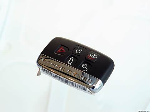 2014�� 3.0 TDV6 Vogue SE