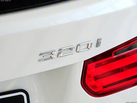 2013�� 320i�˶������װ ���а�