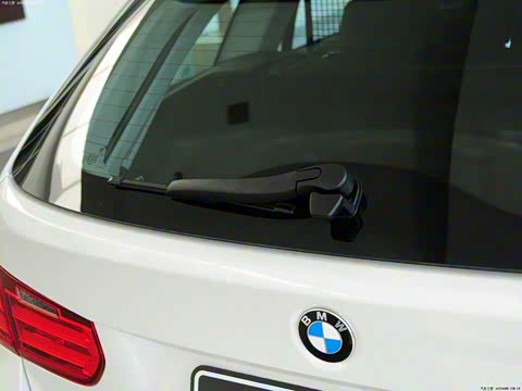 2013�� 320i�˶������װ ���а�