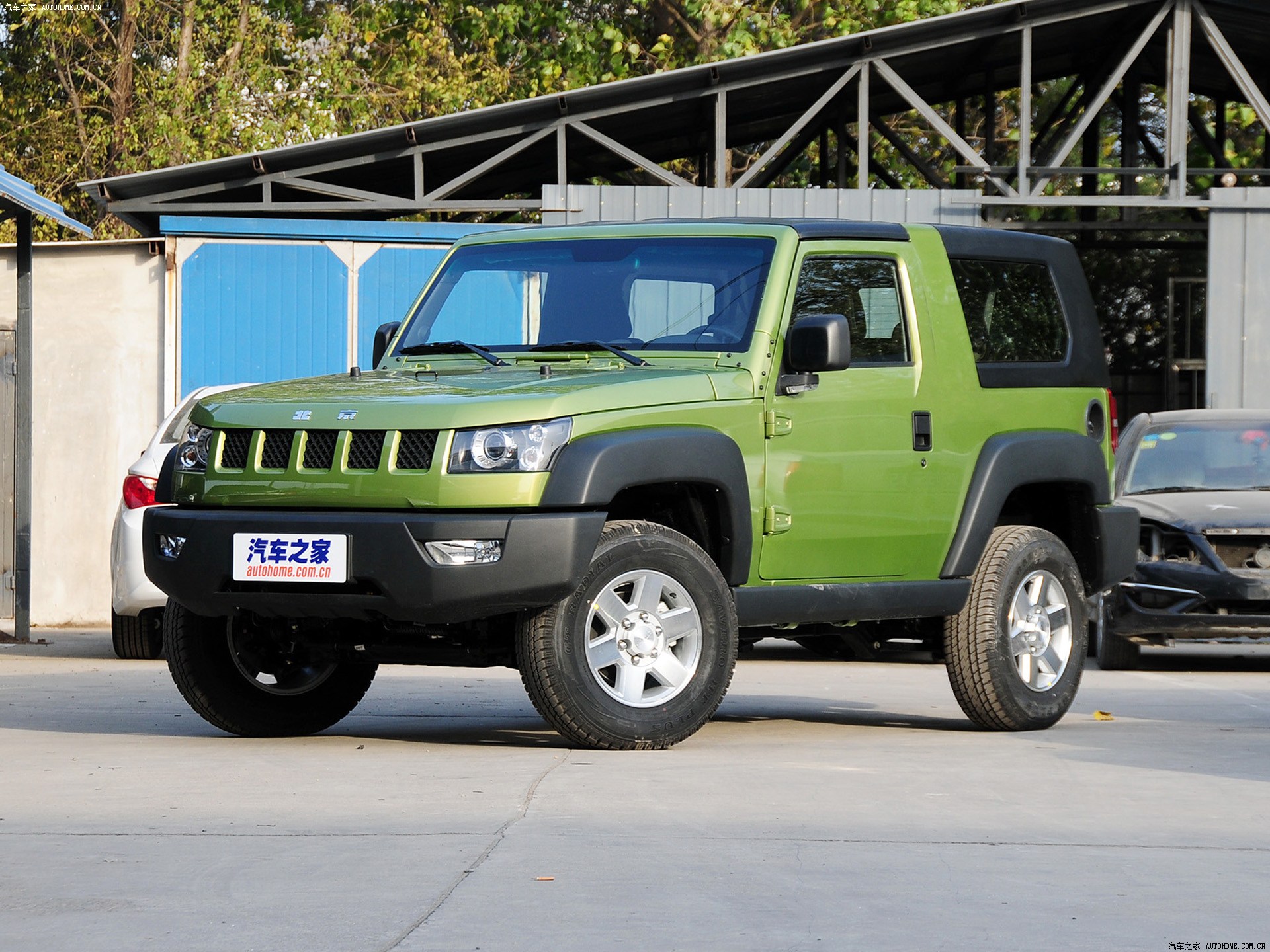 汽车图片 北京 北京bj40 2014款 2.4l 手动穿越版