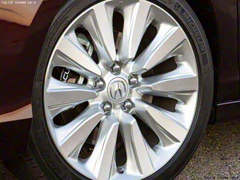 2015�� 3.5L Hybrid SH-AWD��