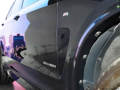 2014�� xDrive50i M�˶���