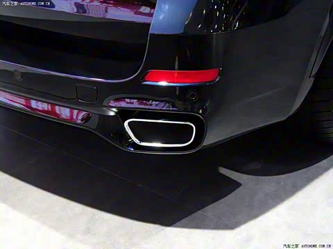 2014�� xDrive50i M�˶���