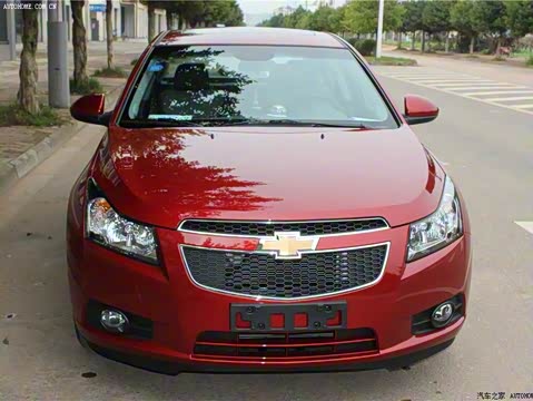 2013�� 1.6L SE MT