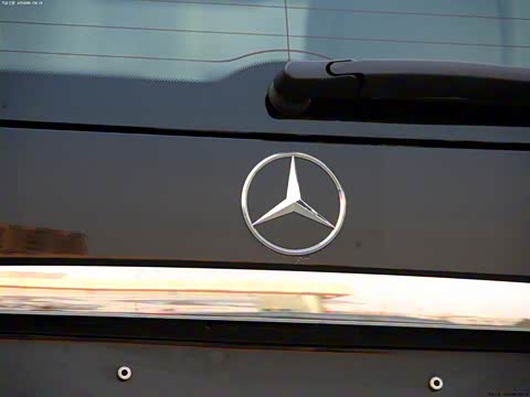 2011�� R 300 L ������