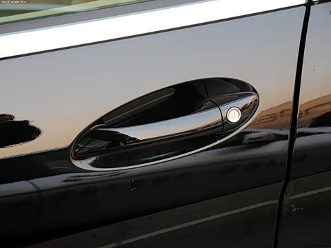 2011�� R 300 L ������