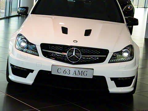 2014�� AMG C 63 Edition 507