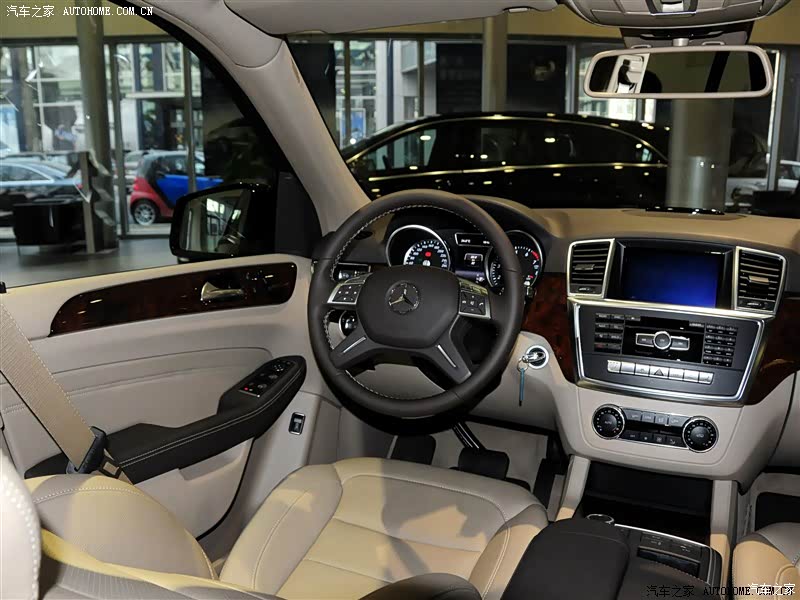 奔驰(进口) 奔驰m级 2014款 ml400 4matic动感型