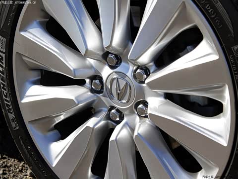 2015�� 3.5L Hybrid SH-AWD��