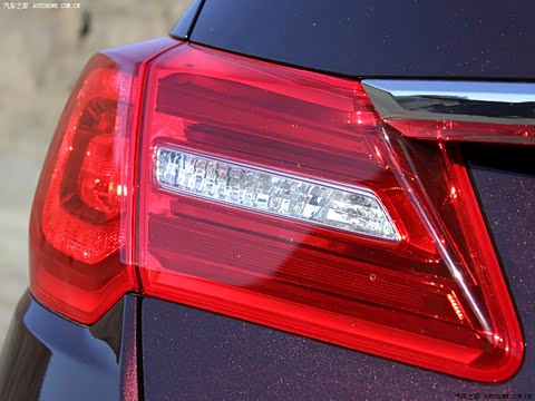 2015�� 3.5L Hybrid SH-AWD��