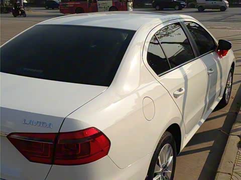 2013�� �Ŀ�� 1.6L �Զ����ʰ�