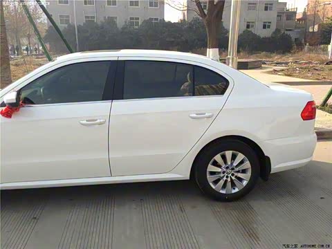 2013�� �Ŀ�� 1.6L �Զ����ʰ�