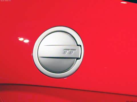 2011�� TTS Roadster 2.0TFSI quattro