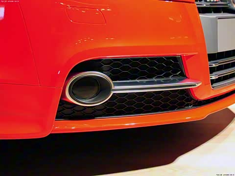 2011�� TTS Roadster 2.0TFSI quattro