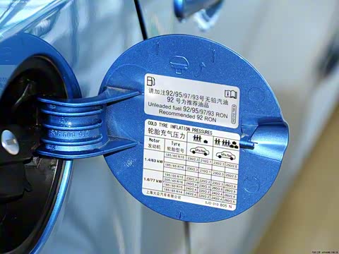 2012�� 1.4L �ֶ������