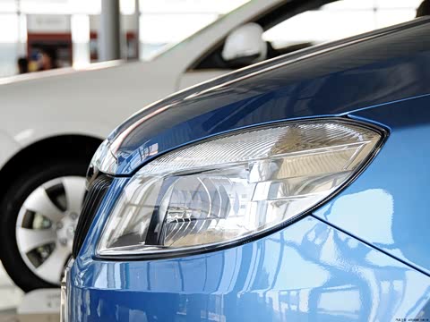 2012�� 1.4L �ֶ������