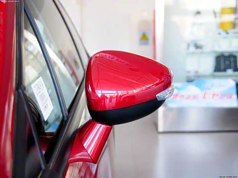 2013�� CROSS 1.6L �ֶ�