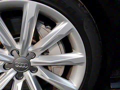 2013�� 50 TFSI quattro������