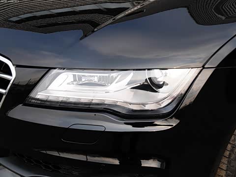 2013�� 50 TFSI quattro������