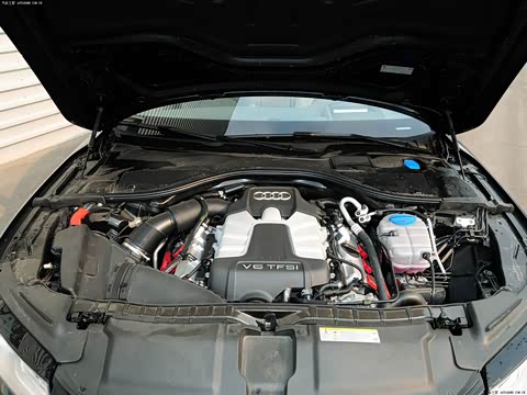 2013�� 50 TFSI quattro������