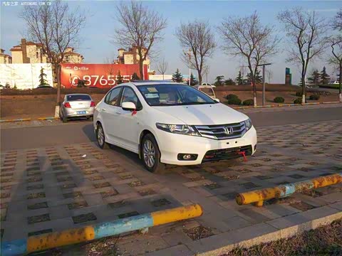 2012�� 1.5L �Զ���Ӣ��