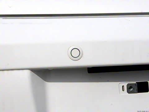 2013�� ʱ�а� 1.8L �ֶ�������