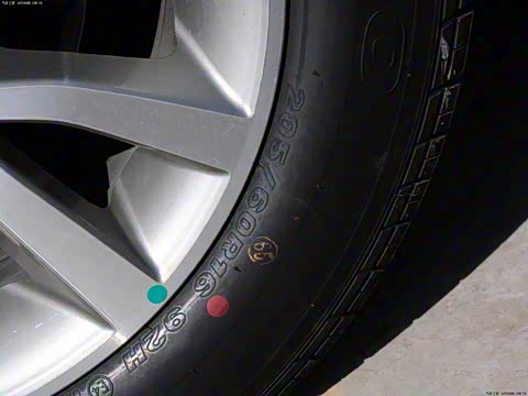 2013�� ʱ�а� 1.8L �ֶ�������