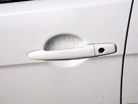 2013�� ʱ�а� 1.8L �ֶ�������