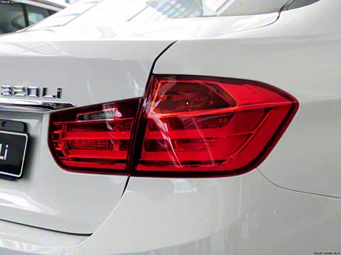 2013�� �Ŀ� 320Li ���������װ