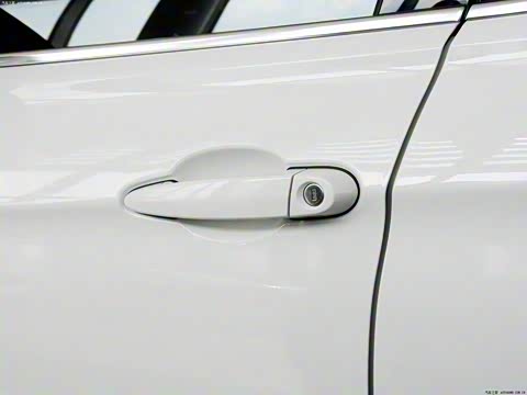 2013�� �Ŀ� 320Li ���������װ