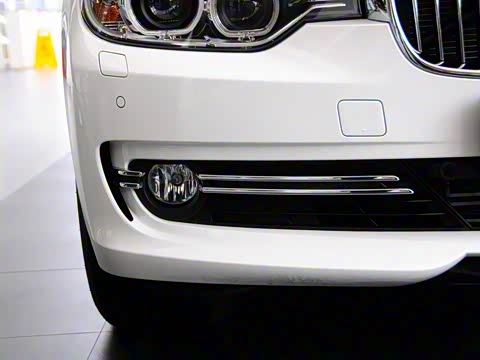 2013�� �Ŀ� 320Li ���������װ