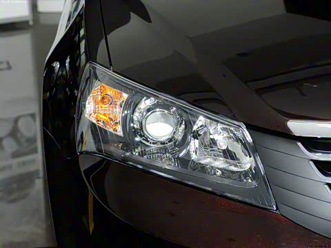 2013�� ���� 1.8L CVT�����