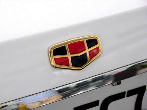 2013�� ���� 1.8L �ֶ������