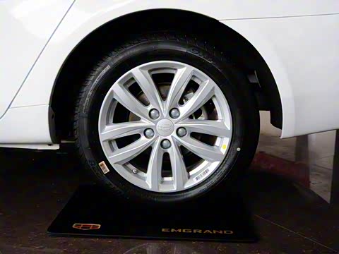 2013�� ���� 1.8L �ֶ������