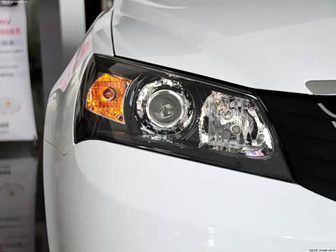 2013�� ���� 1.8L �ֶ������