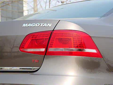 2012�� �Ŀ� 2.0TSI �����