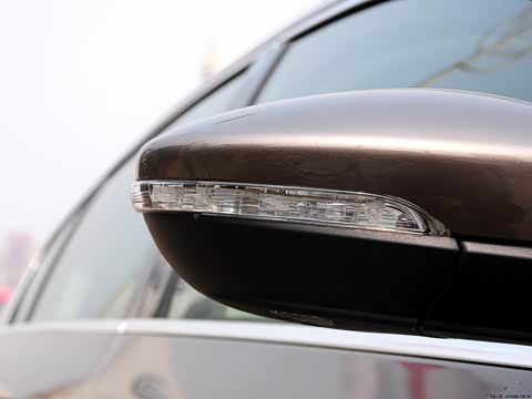 2012�� �Ŀ� 2.0TSI �����