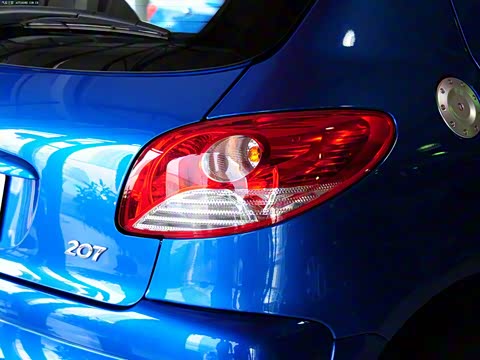 2013�� CROSS 1.4L �ֶ�Ԧ����