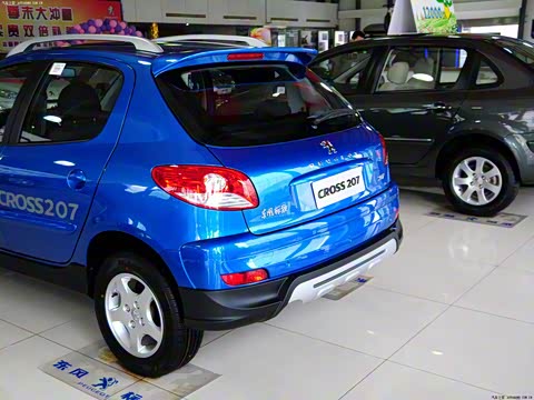 2013�� CROSS 1.4L �ֶ�Ԧ����