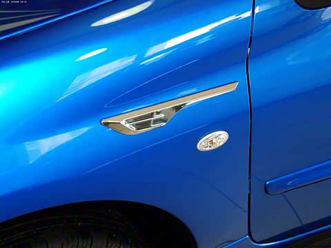 2013�� CROSS 1.4L �ֶ�Ԧ����