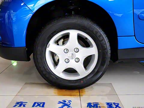 2013�� CROSS 1.4L �ֶ�Ԧ����