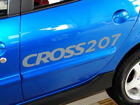 2013�� CROSS 1.4L �ֶ�Ԧ����