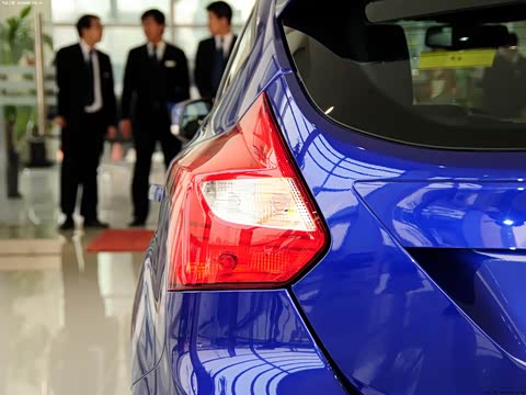 2013�� 2.0T ST ��׼��