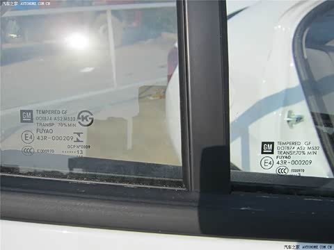 2011�� ���� 1.4L MT SE