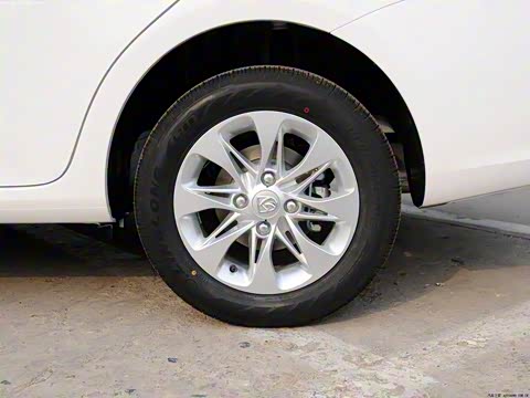 2013�� 1.5L �ֶ�������