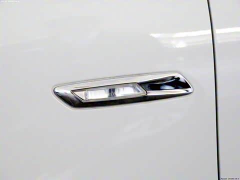 2013�� 535i M�˶���