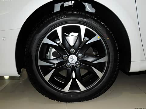 2013�� 2.3L ����������˹��