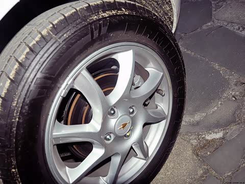 2013�� 1.5L �ֶ�������